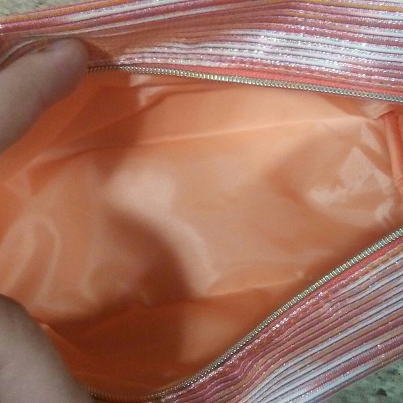 Lancome Make-up Bags (2) - Picture 7 of 7